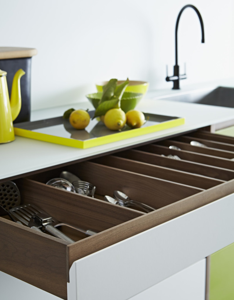 Pure kitchen drawer